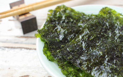 Zesty-gedroogde zeewier - wakame